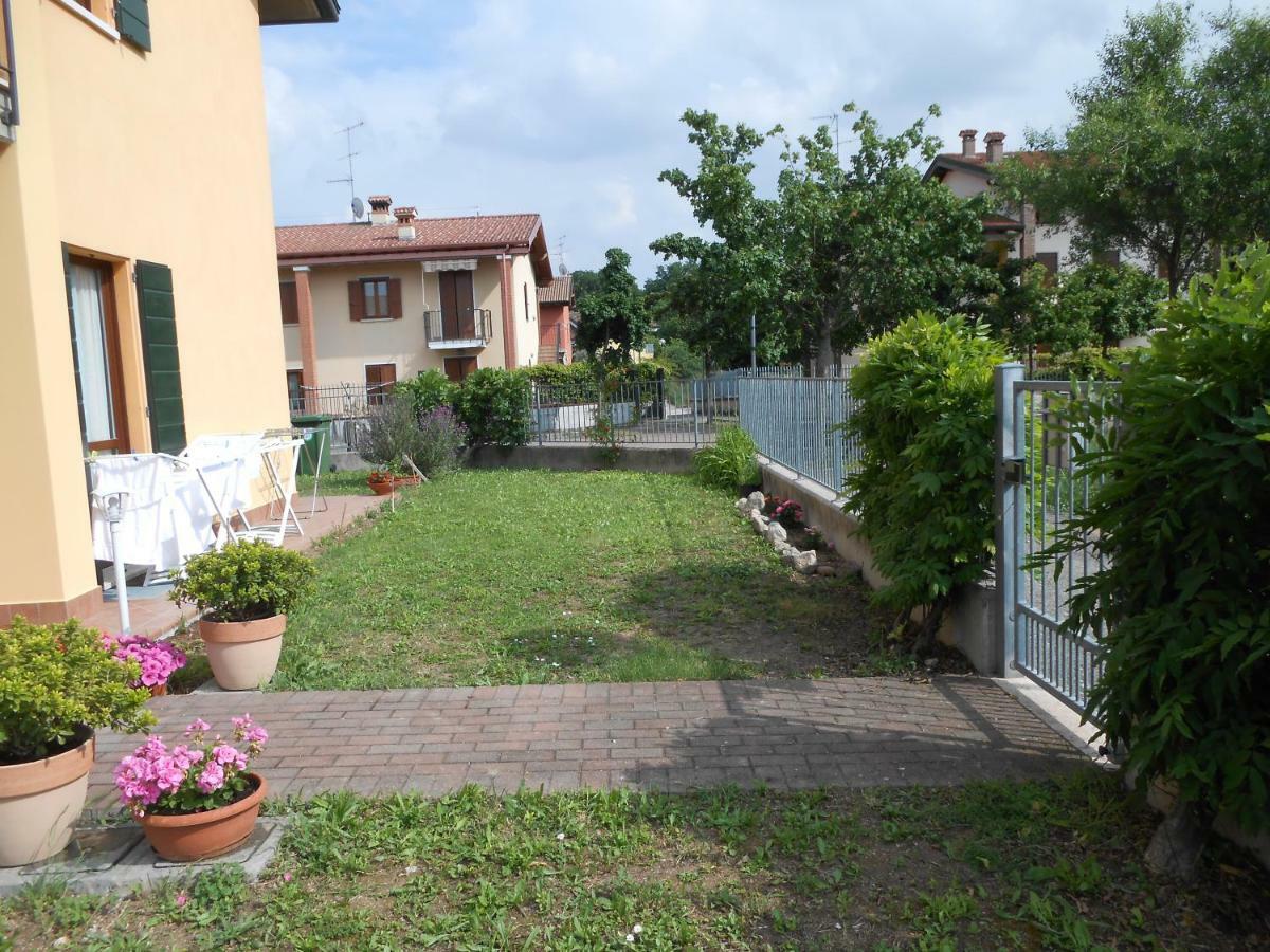 Il Glicine Sul Garda Villetta A Schiera Monzambano Eksteriør billede